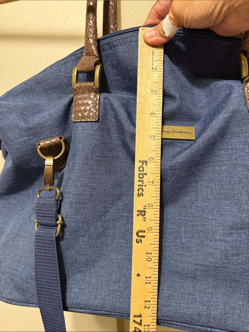 Tommy Bahama Canvas Travel Bag Weekend Tote Duffel Bag